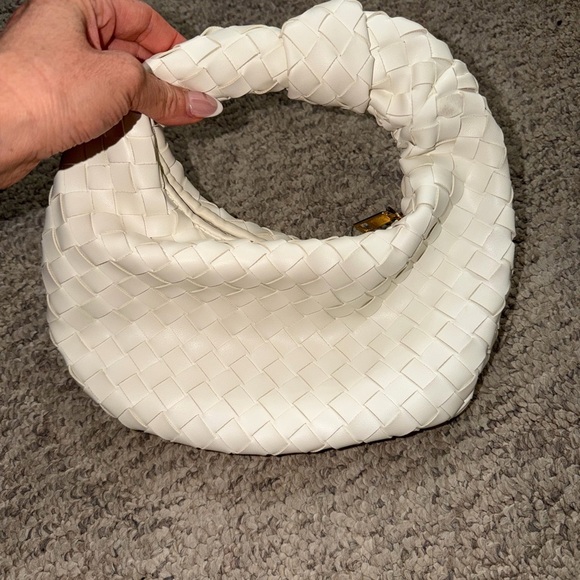 Urban Expressions Carmina Woven
Knot Small Clutch - Picture 2 of 5